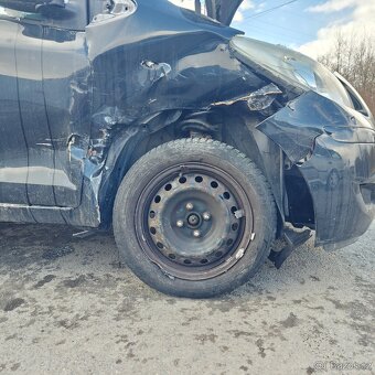 Toyota Yaris 1.33 Igloo - 13
