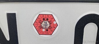 Mercedes-Benz 201, 190 E 2,3 - 13