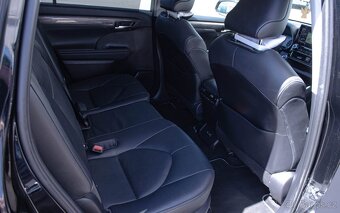 Toyota Highlander Executive 2.5 4x4 7miest DPH - 13