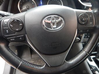 TOYOTA Corolla 1.6 VVTi, AUTOMAT, ČR - 13