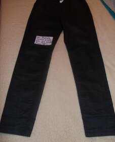 DŽÍSKY+DŽÍNY+KALHOTY +BUNDY - 13