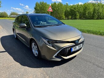 Toyota Corolla 2,0Hybrid 112kw Executive 2019 - 13