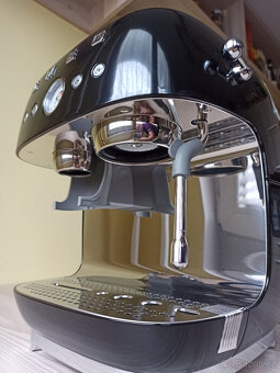 Kávovar SMEG EGF03BLEU - 13