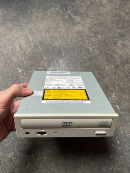 Zdroje napájení PC Zdarma, DVD-ROM, Základní deska - 13