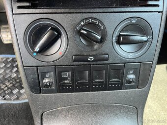 VW LUPO 1.0 MODEL BASIS, SERVISKA, GARANCE KM - 13