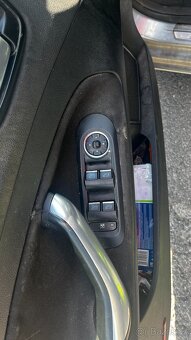 Ford Mondeo kombi, mk4 2,0tdci 103kw - 13