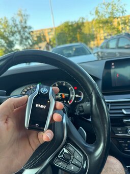 BMW 520d xDrive G30 140 kW, Sport Line,perfektní stav - 13