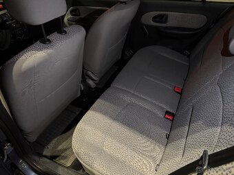 Renault Clio 1,2i (2006) nové v ČR, najeto 90 tis.km - 13