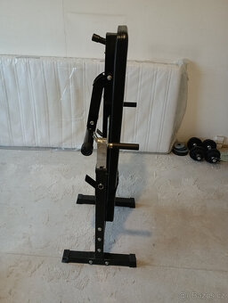 Lavice a dvourucni cinka na posilovani Bench press - 13