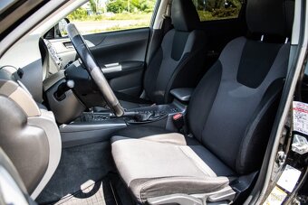 Subaru Impreza 2.0 4x4 Sport - 13