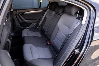 Volkswagen Passat B7 2.0TDI 4MOTION Comfortline - 13