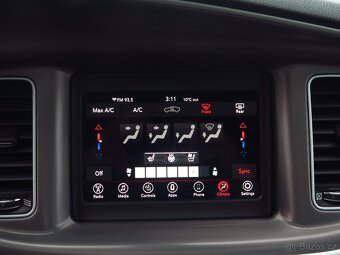 Dodge Charger 3.6 V6 - DPH - SRT vzhled - 13