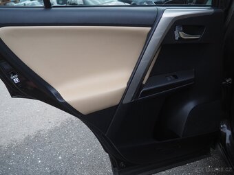 2014 Toyota Rav4 2.2D, 4x4 - 13