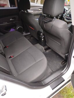 Prodam Chevrolet Cruze - 13