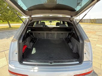Audi Q7 3.0 TDI 200kw quattro S-line,7.míst - 13