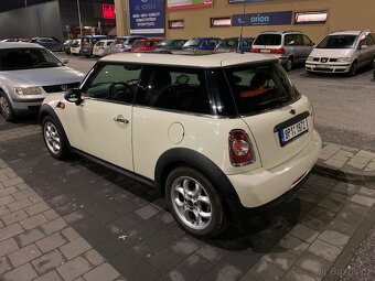 Mini cooper one R56 - 13
