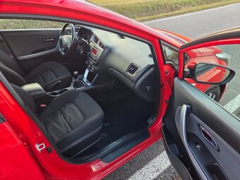 KIA CEED COMBI - KUP ČR - NAFTA - UDRŽOVANÝ - 2016 - 13