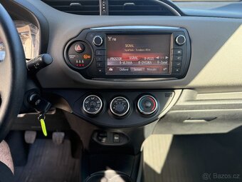 Toyota Yaris 1.0 VVT-i 51 kW - 13