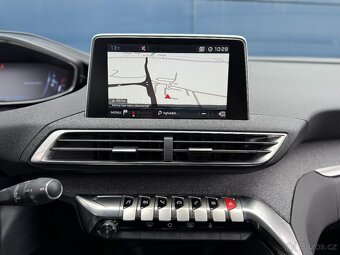 Peugeot 3008 ALLURE, El. kufr, Automat - 13