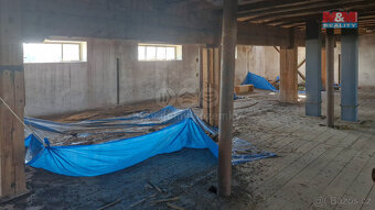 Prodej výrobního zemědělského objektu, 1708 m², Javorník - 13