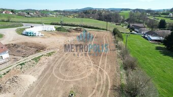 Prodej pozemkku v malebné obci Kňovice – 3026m² - 13