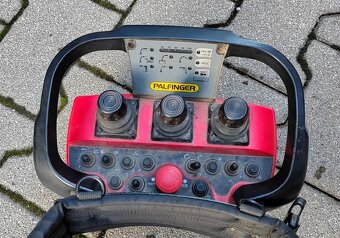 Hydraulická ruka PALFINGER PK 22002-EH D, r.2010, rádio - 13