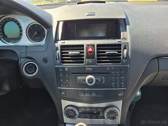 Mercedes-Benz C320 CDI, kombi, manuál, W204 - 13