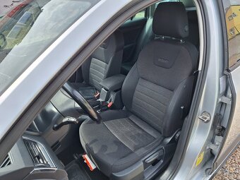 Škoda Octavia Scout 2.0 TDi 110KW Nové v ČR - 13