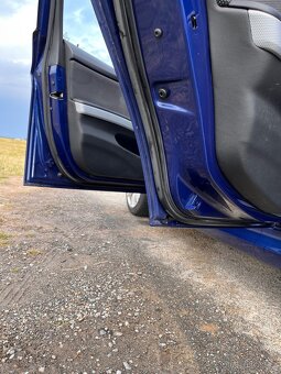 BMW 325d / 330d E91 - 13