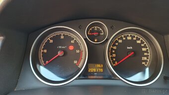 Opel Astra H 1.9CDTi 88kW - 13