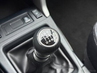 Subaru Forester 2.0i AWD • 4/2017 • 110kw • DPH • 2 sady kol - 13