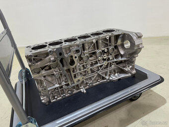 Nový nepoužity BMW blok motora N57D30C 280kw 8506555 - 13