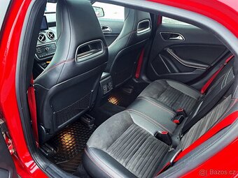 MB GLA 220CDI AMG 4MATIC ČR PO VELKÉM SERVISU TOP - 13