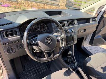 Volkswagen Caddy Maxi 2,0 TDi 75kW 2x šoupačky Webasto 2017 - 13