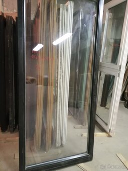 Prodám dřevěné okno dvojskla ditherm fix - 13