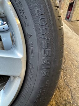 Originální VW alu kola R16 s pneu 205/55/16 Michelin - 13