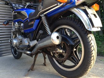 Honda CB 750K - 13