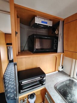 KNAUS Eifelland 495 -r.2006,předstan,francouz.postel - 13