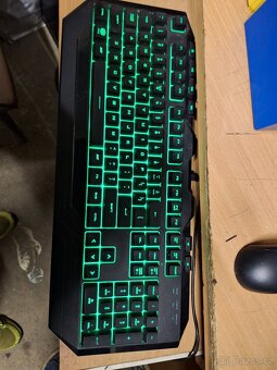 I6 9400f ram 16gb GTX 960 4G m2ssd 256gb +1TB ssd WD blue zd - 13
