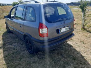 Opel Zafira 1.6 i Klima Alu Model 2006 7 míst Nová Stk - 13