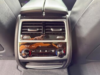 BMW 740iL 240kW LONG HEAD-UP SOFT CLOSE 2019,149.000km - 13