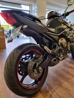 Yamaha XJ6 - 13