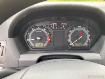 Škoda Fabia 1.2HTP po důchodkyni - 13