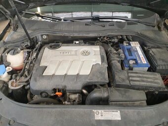 VW Passat kombi 2.0tdi 125kw R-LINE 2009 - 13