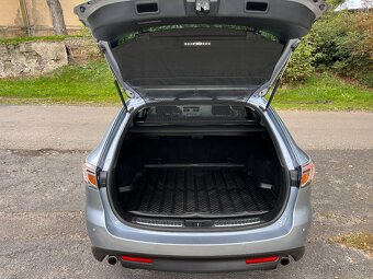 MAZDA 6 2.5 SPORT,1MAJ,SERVIS MAZDA,BOSE,XENON,ALU18,KRÁSNÁ - 13