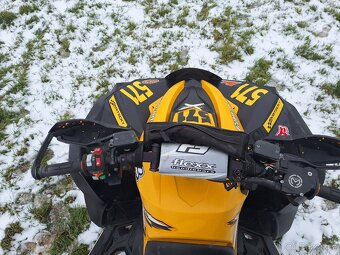 CAN AM Renegade 1000 r.2015 - 13