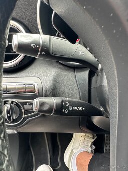 Mercedes C220d AMG 4 MATIC - 13
