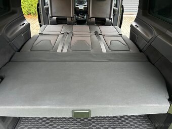 Mercedes Benz V 300 d 4matic - 13