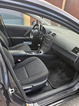 Toyota Avensis kombi ,2.0D-4D 93kW,klima - 13