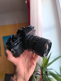 Zrcadlovka Exakta HS-10 + Dva Objektivy (Pentax) - 13
